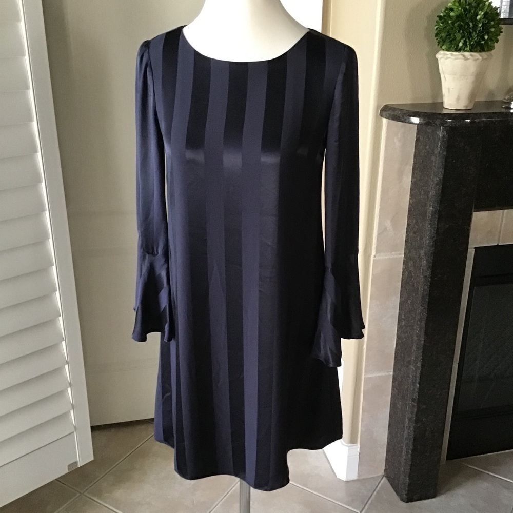 Cremieux Dress XS Navy Blue Selina Satin Striped Tulip Bell Sleeves Elegant NEW